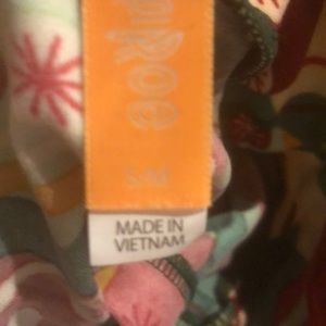 LuLaRoe Bottoms - Lularoe NWT S/M kids leggings LuLaRoe Bottoms - Lularoe NWT S/M kids leggings